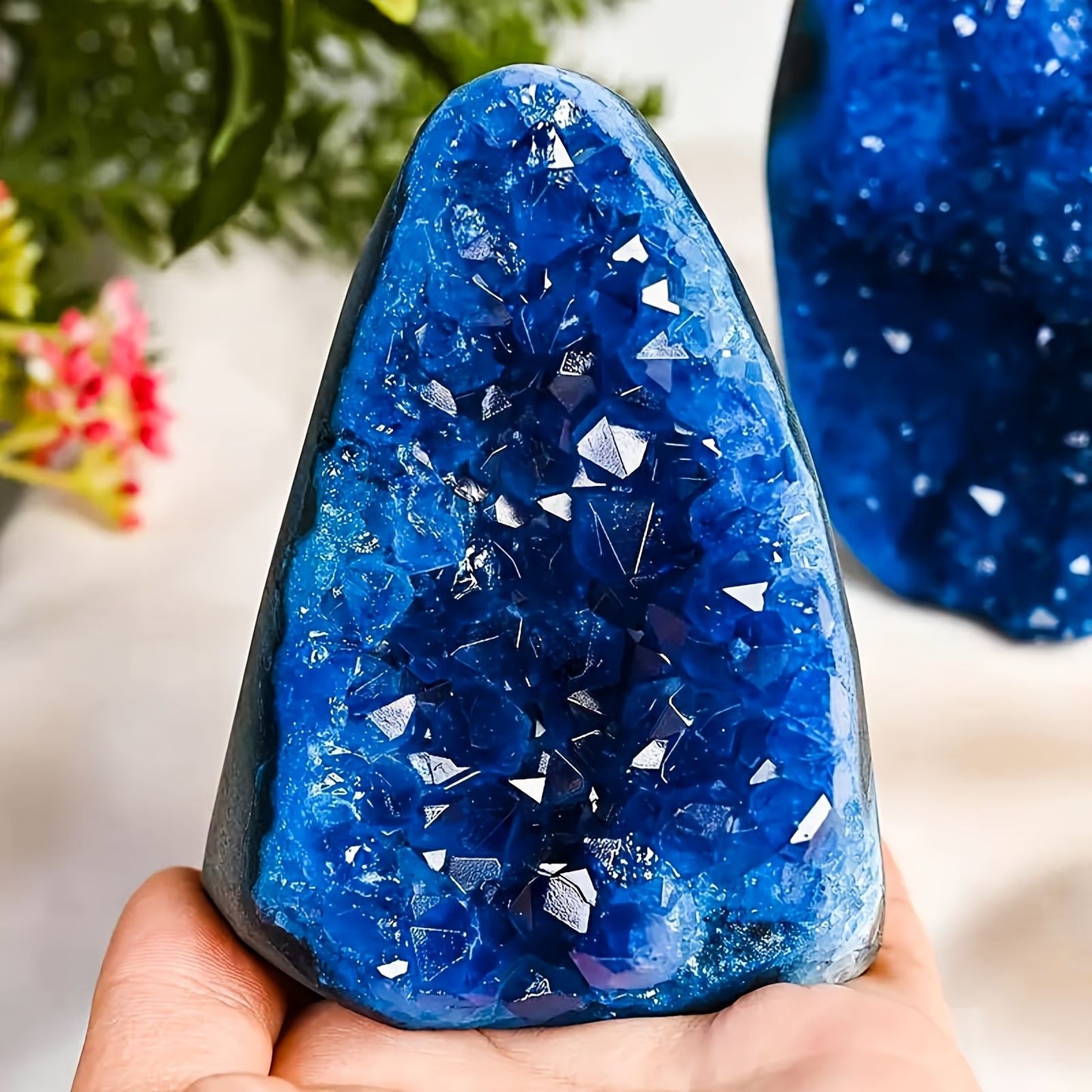 1pc Elegant Blue Crystal Cluster, Artificial Vertical Quartz Crystal Cluster Decoration, High-end Living Room and Office Decoration, Handicraft Collection, Cathedral Mystery Stone - Unique Gift Idea