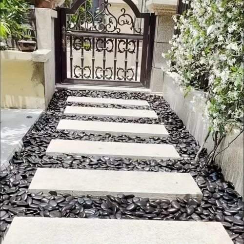 537163461