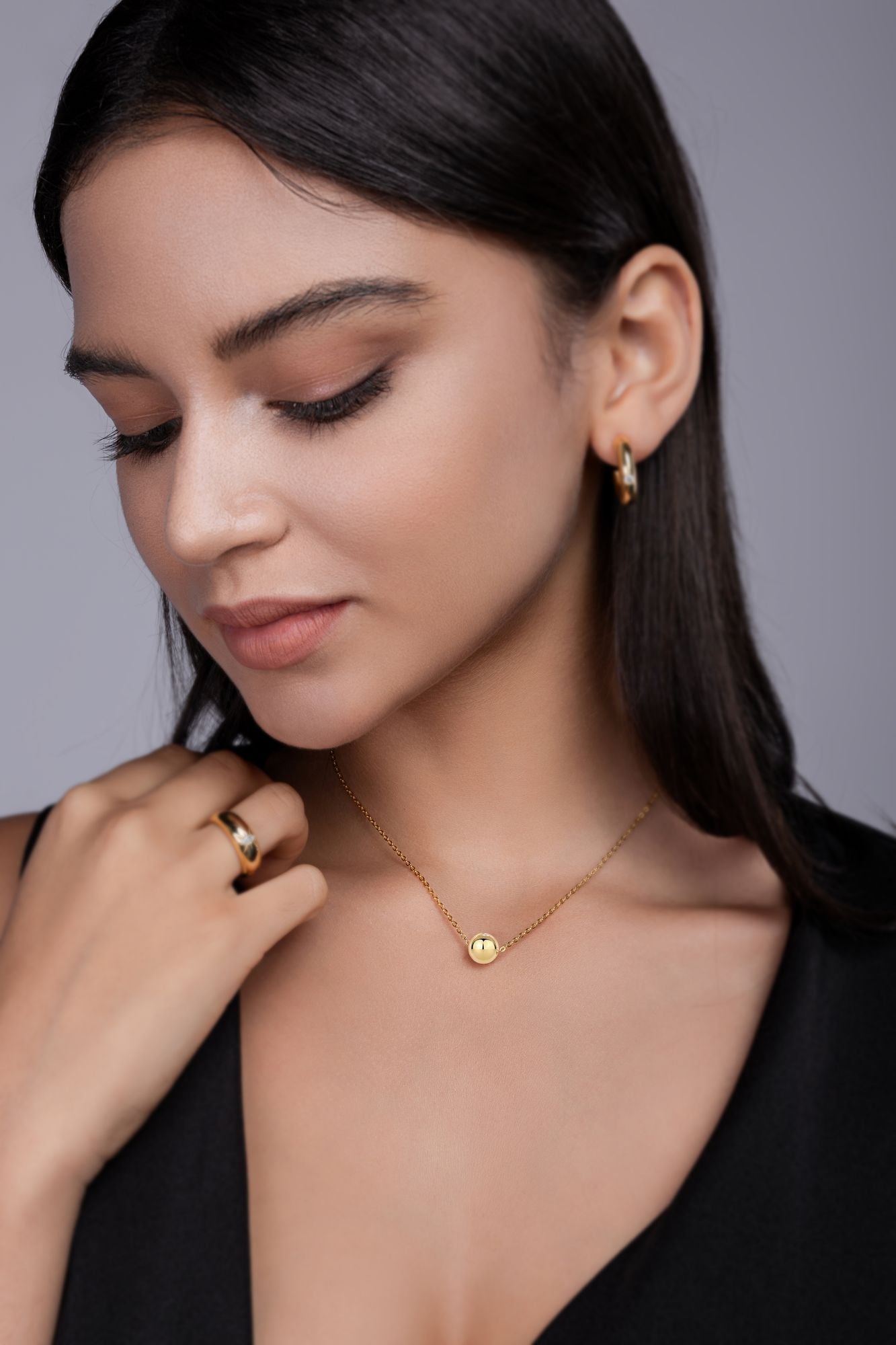 Good Fortune Flows - A fashionable and trendy jewelry necklace pendant set with 0.1-carat Moissan diamond S925 sterling silver and gold-plated