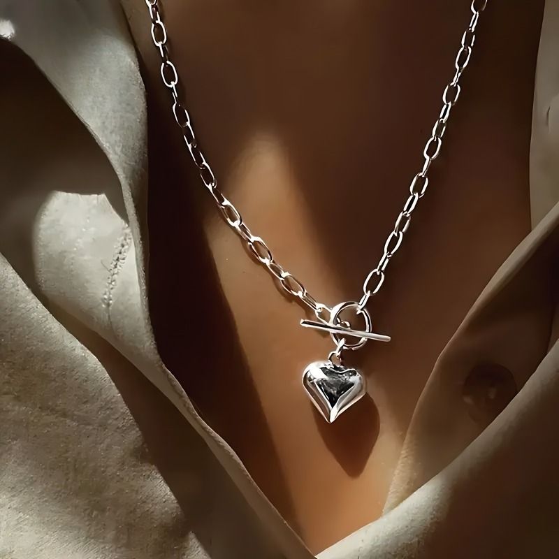 Heart Pendant Necklace - Romantic Jewelry for Women | Elegant Love Gift with Adjustable Chain