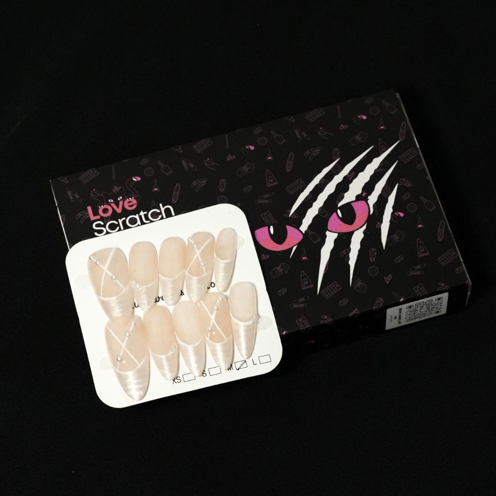 Love Scratch Nude Mid Length French Tips Handmade Press-on Nails