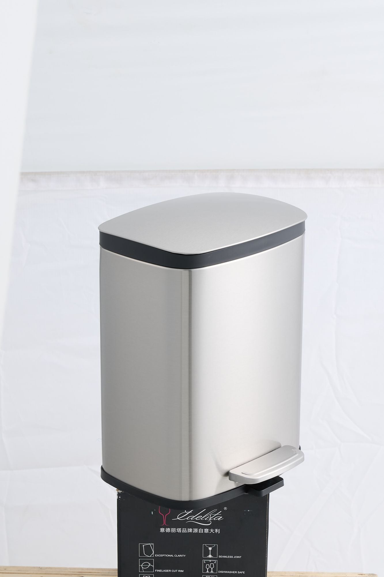 SSTC003-5L-S, Stainless Steel Kitchen Trash Can, 5L